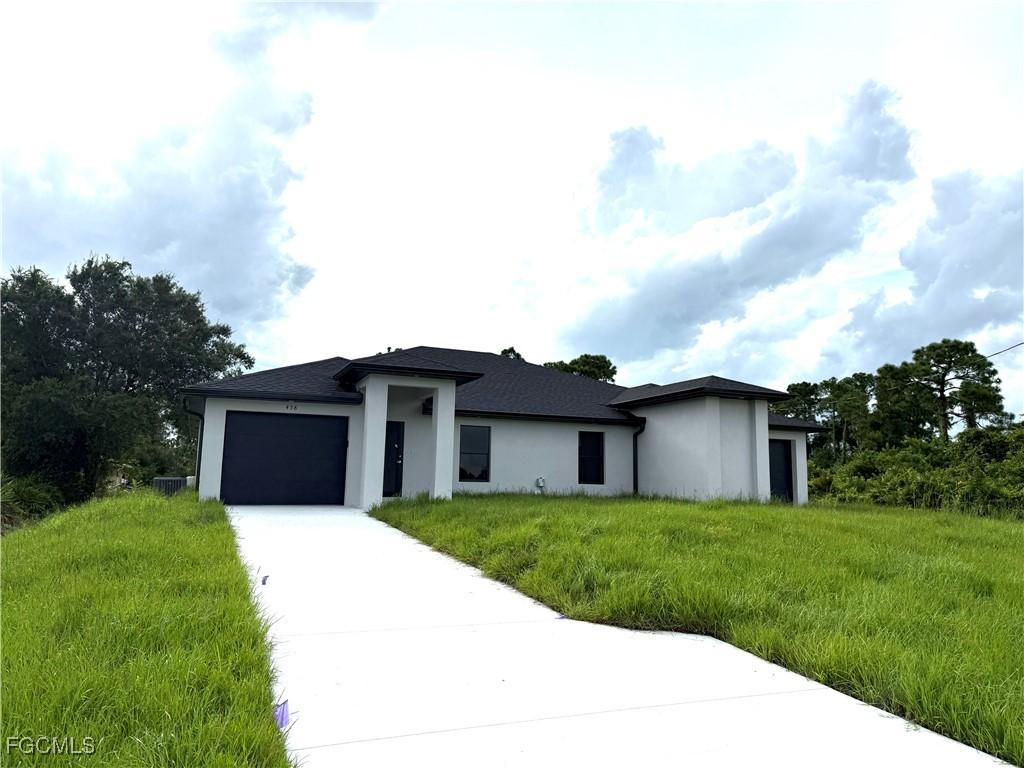 456/458 Lotus Ave., Lehigh Acres, FL 33974
