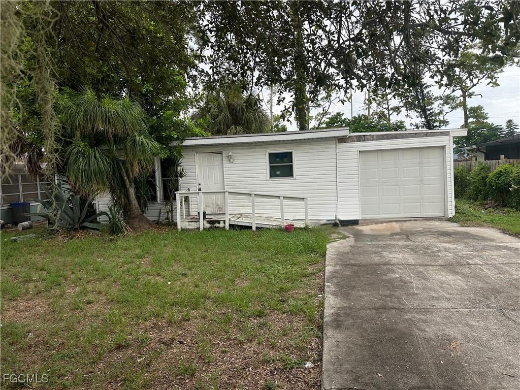 5424 8th Ave., Fort Myers, FL 33907