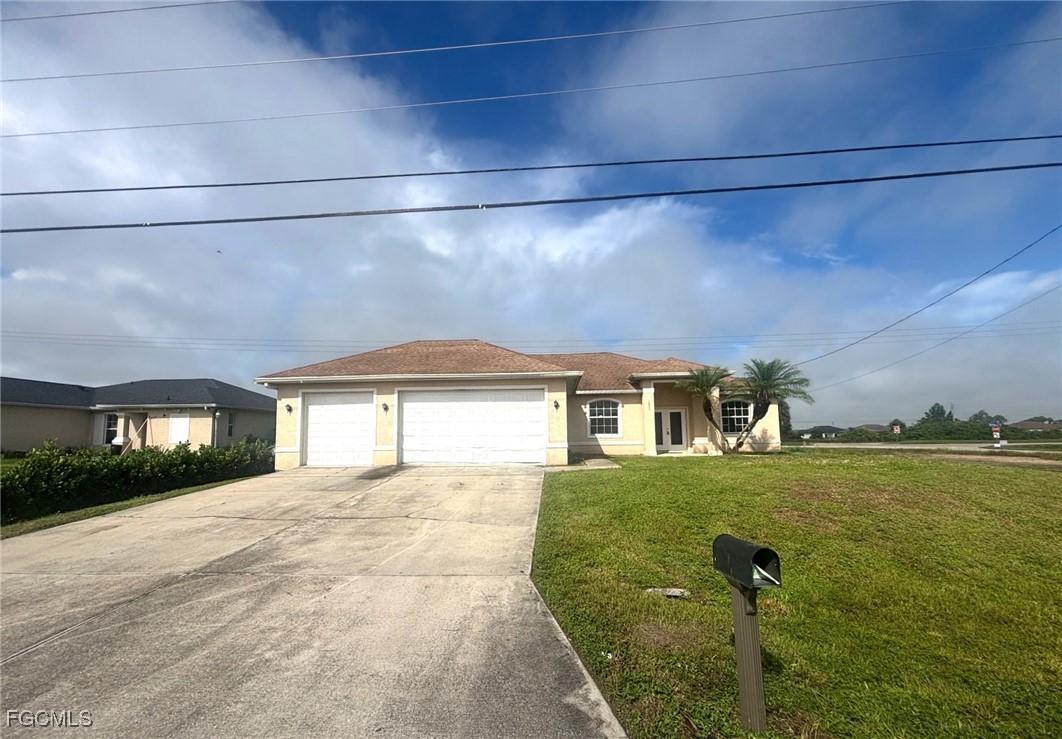 1802 Floyd Ave., Lehigh Acres, FL 33976