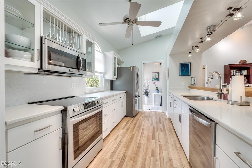 3025 Turtle Gait Ln., Sanibel, FL 33957