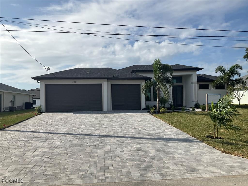 300 SW 13th Ct., Cape Coral, FL 33991