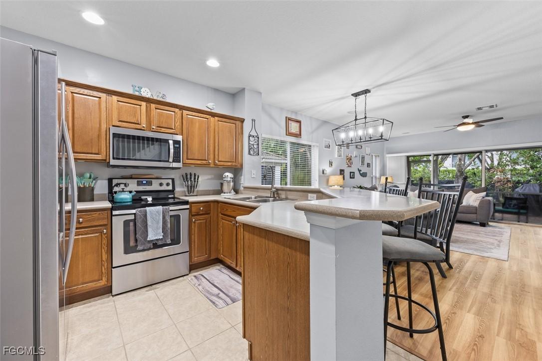 8169 Pacific Beach Dr., Fort Myers, FL 33966