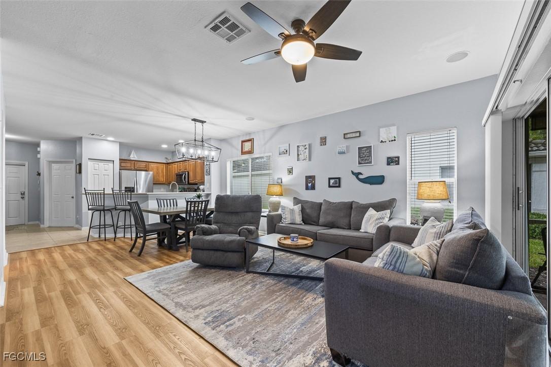 8169 Pacific Beach Dr., Fort Myers, FL 33966