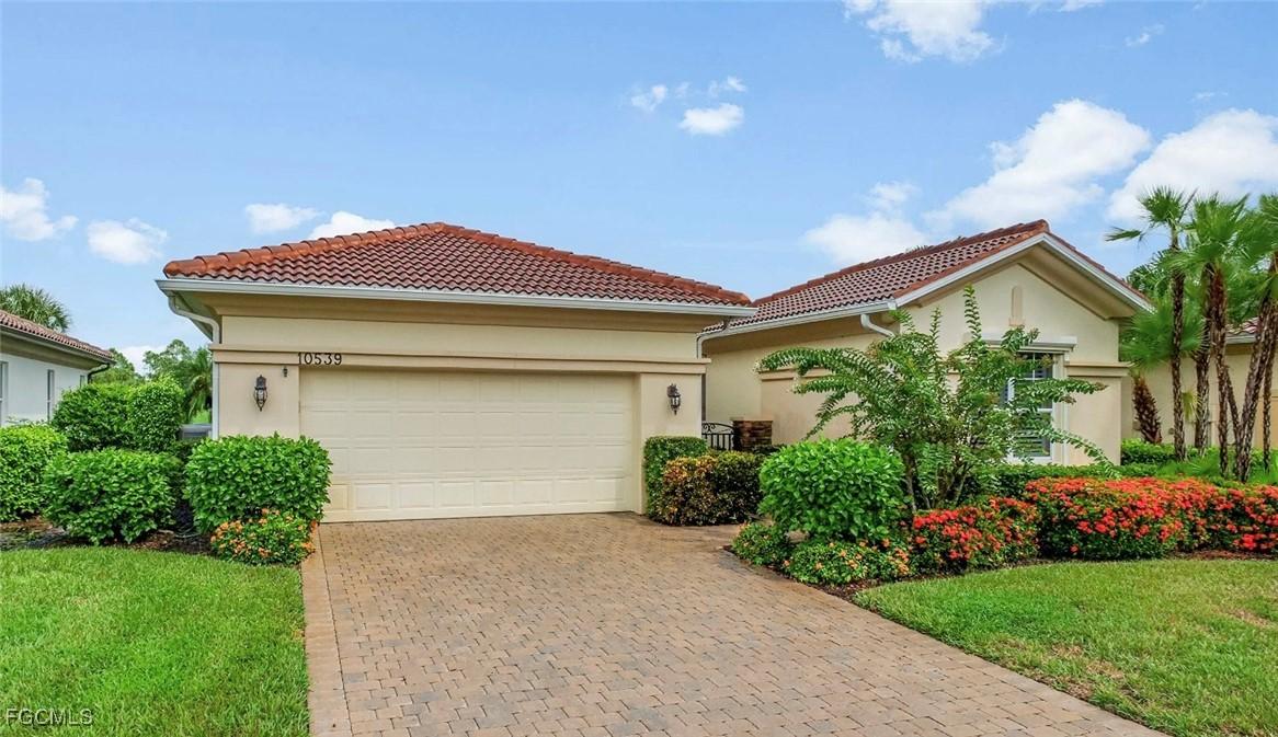 10539 Bellagio Dr., Fort Myers, FL 33913