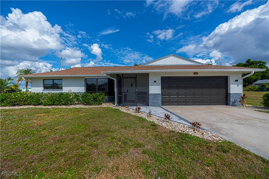 1719 Sandy Cir., Cape Coral, FL 33904