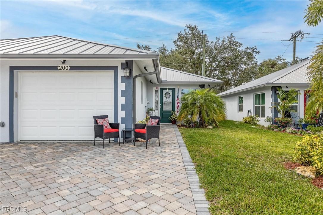 200 Village Cir. #21, Labelle, FL 33935