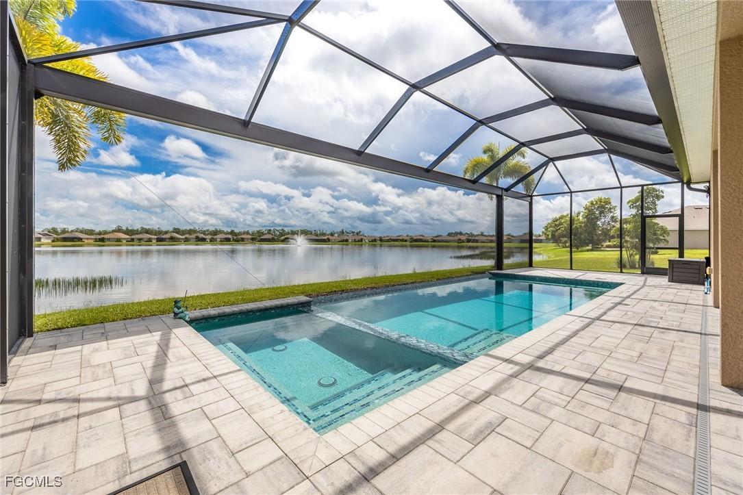 20090 Fiddlewood Ave., North Fort Myers, FL 33917