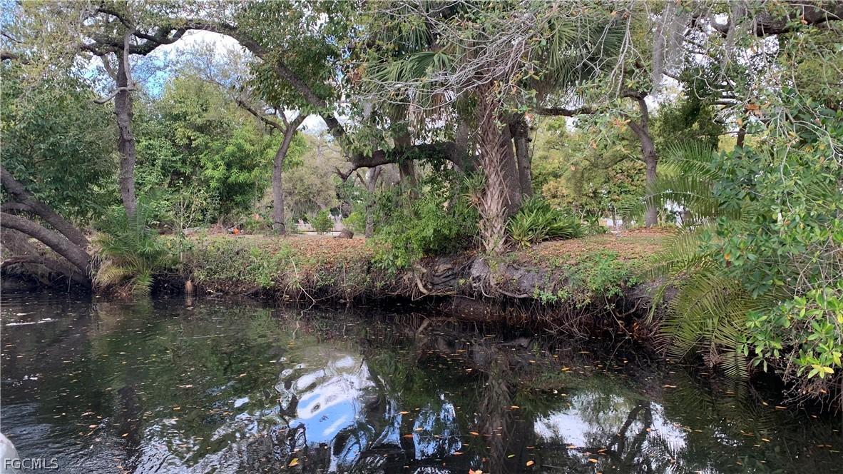 3200 King St., Fort Myers, FL 33916