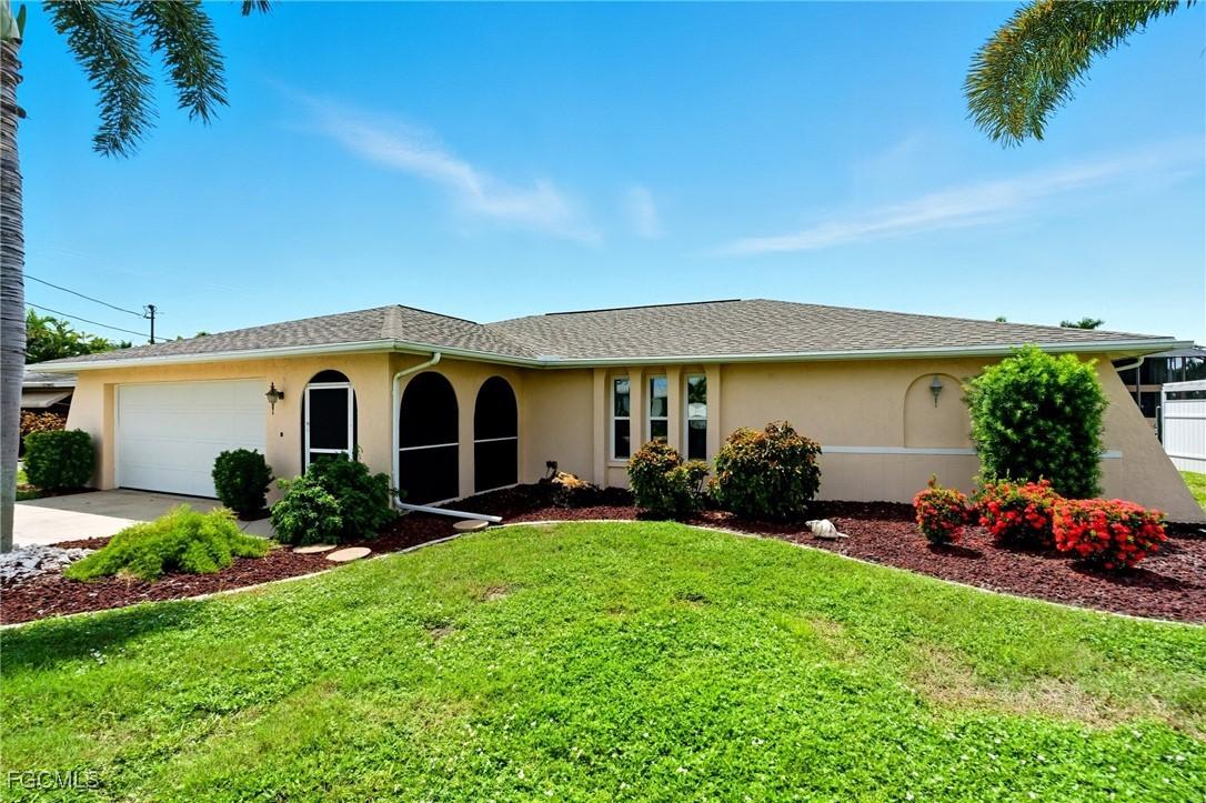 5252 Seminole Ct., Cape Coral, FL 33904