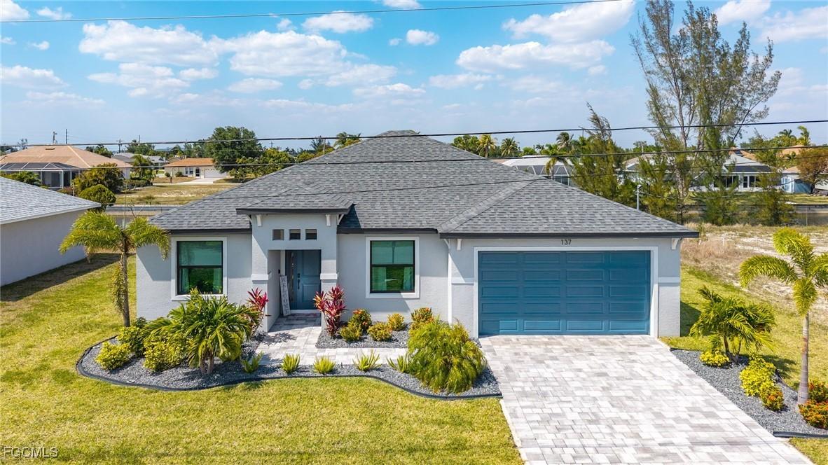 137 SE 23rd Ter., Cape Coral, FL 33990