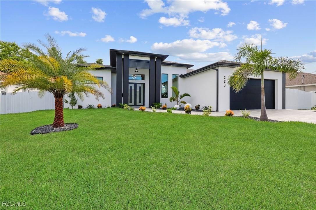223 NW 4th Ave., Cape Coral, FL 33993