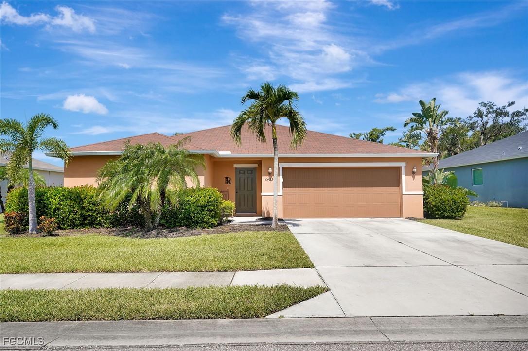 6425 Estero Bay Dr., Fort Myers, FL 33908