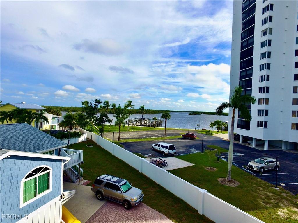 125 Gulfview Ave., Fort Myers Beach, FL 33931