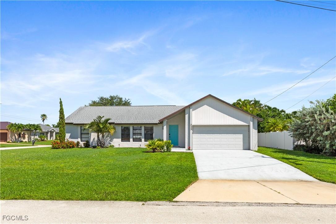245 SW 44th Ter., Cape Coral, FL 33914