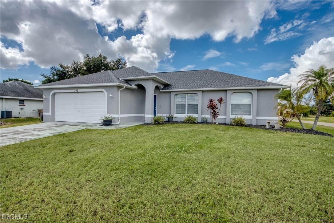 702 SW 11th Ave., Cape Coral, FL 33991