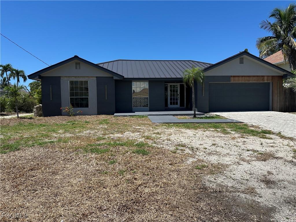 888 Limpet Dr., Sanibel, FL 33957