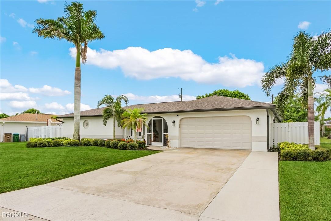 924 SE 16th St., Cape Coral, FL 33990