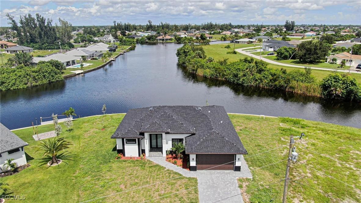 829 NW 29th Ave., Cape Coral, FL 33993