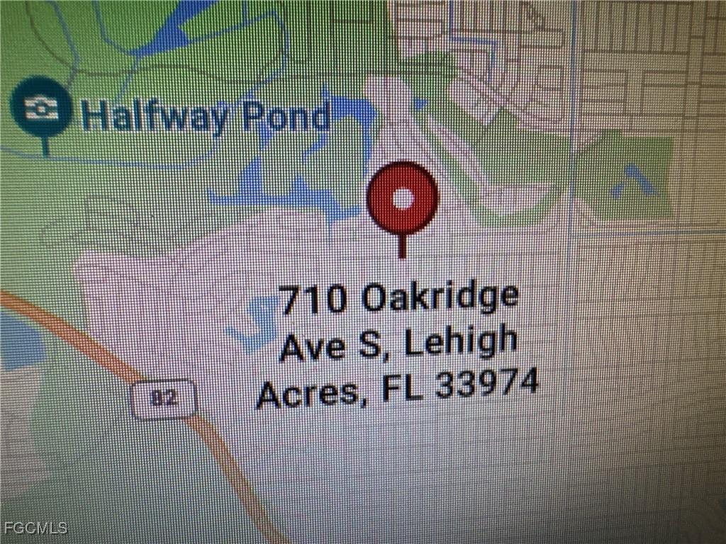 710 Oakridge Ave., Lehigh Acres, FL 33974