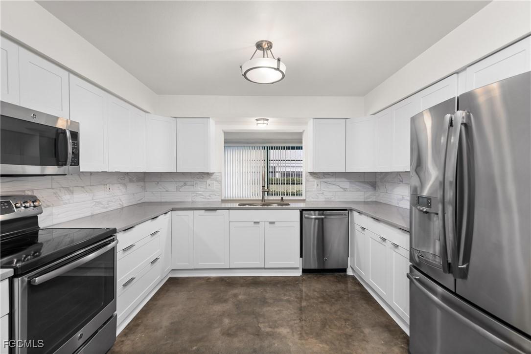 1331 S Brandywine Cir., Fort Myers, FL 33919