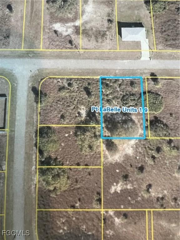 3018 Honeywood Rd., Labelle, FL 33935