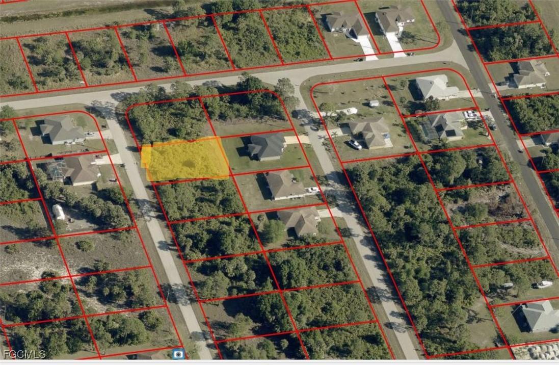 737 Bianca Ave., Lehigh Acres, FL 33974