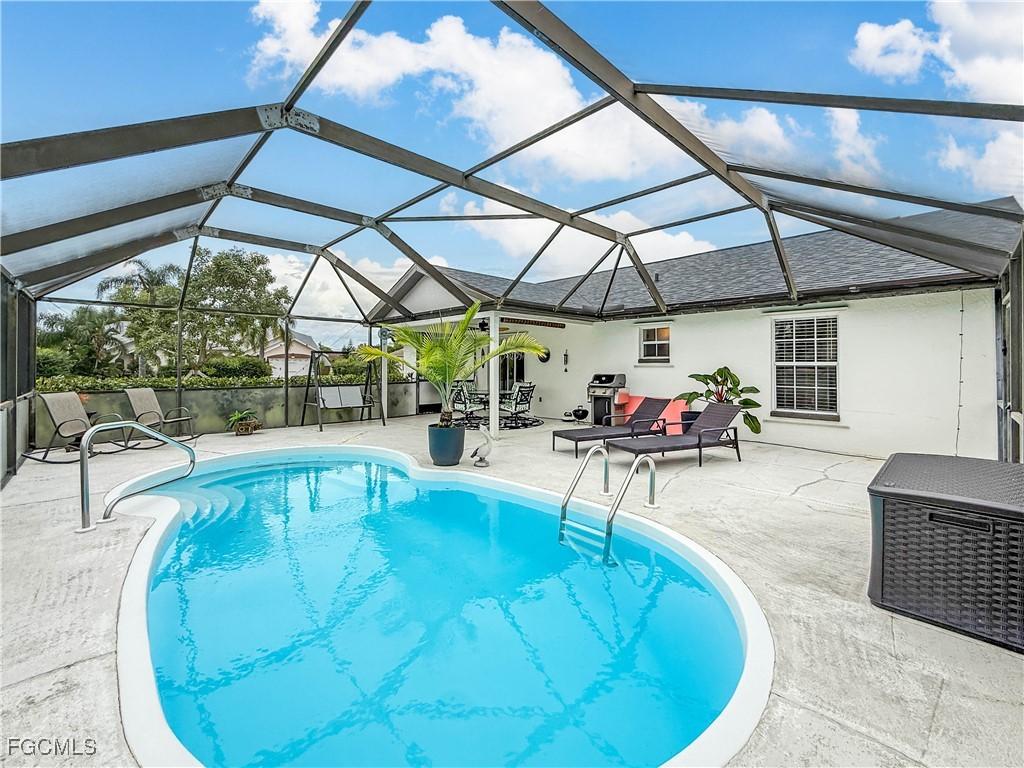 15 Crestwood Cir., Lehigh Acres, FL 33936
