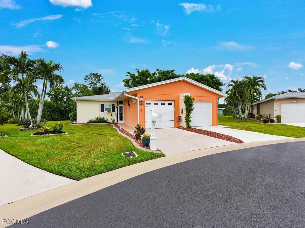 2225 Caracas Ct., Fort Myers, FL 33907