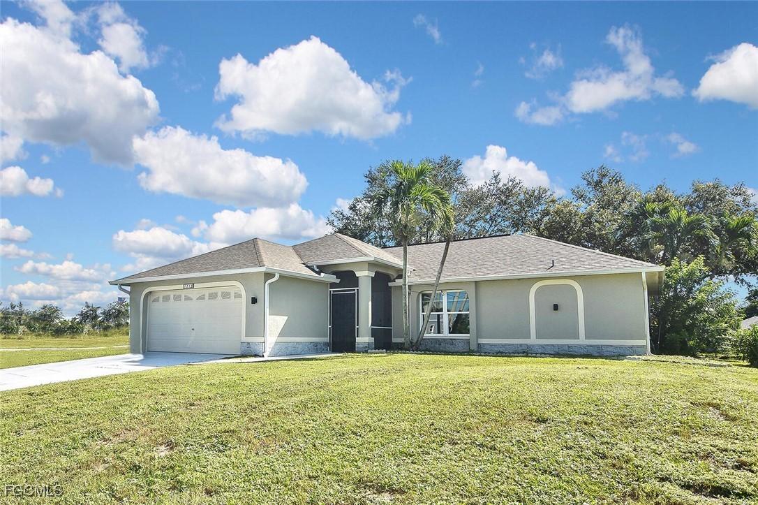 1713 NE 4th Ave., Cape Coral, FL 33909
