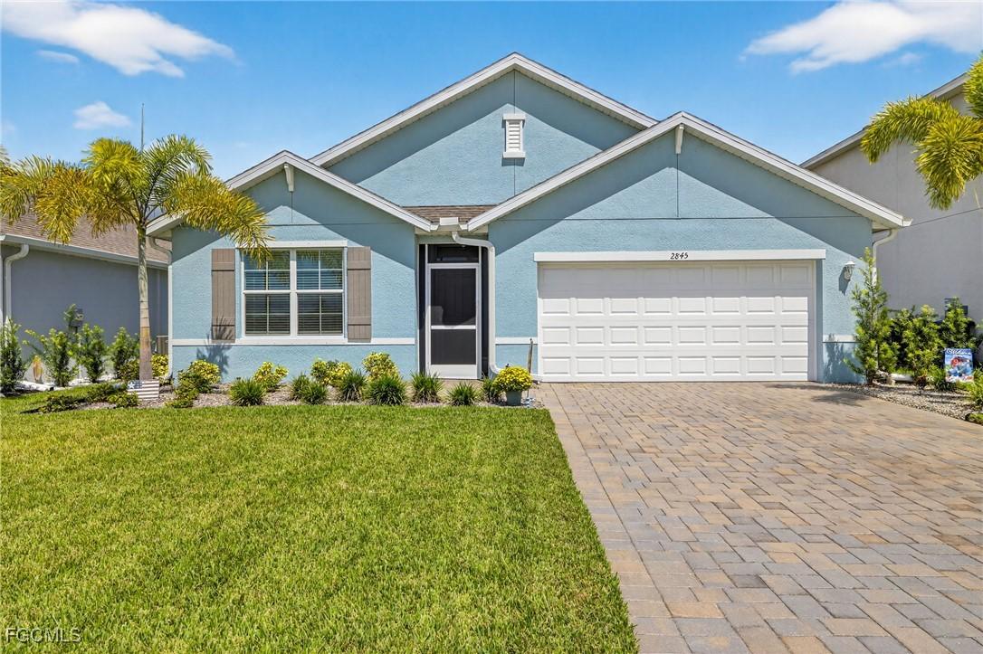 2845 Pillar Coral Ln., North Fort Myers, FL 33903