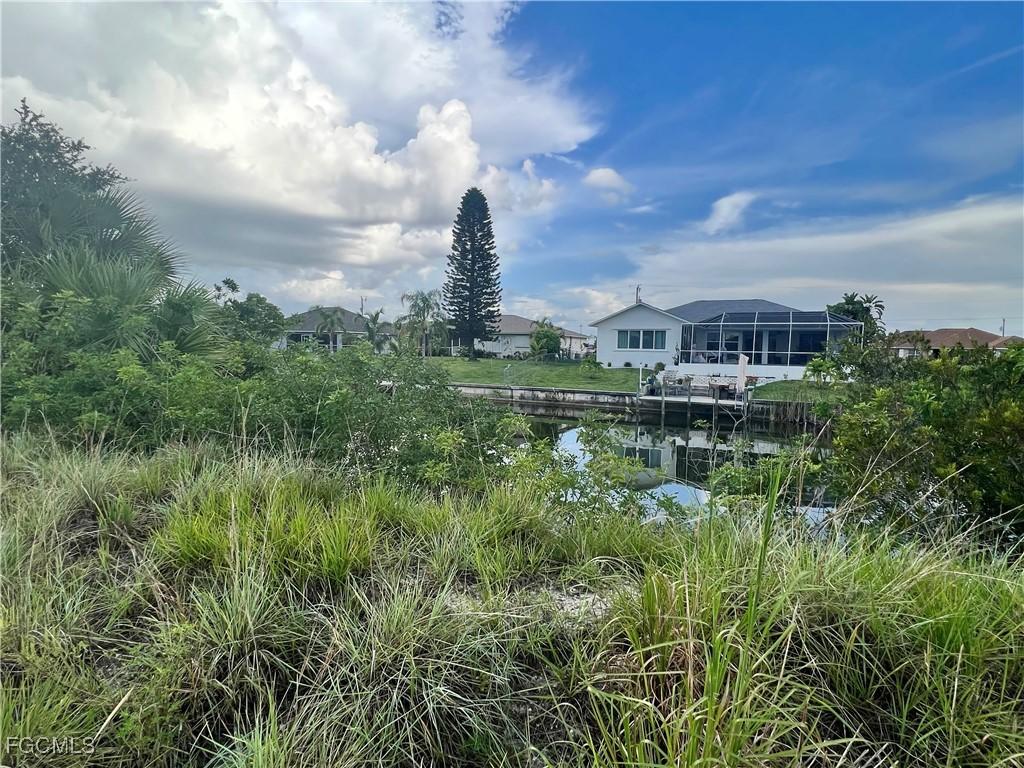 1414 NE 20th St., Cape Coral, FL 33909