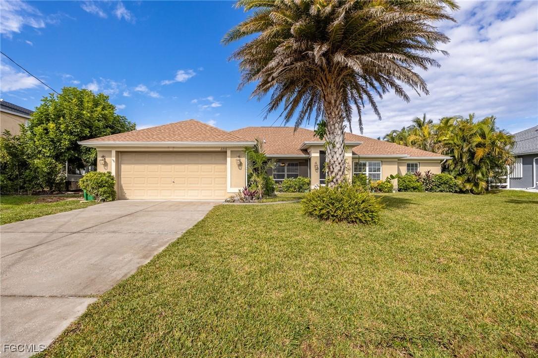 2216 SW 8th Ct., Cape Coral, FL 33991