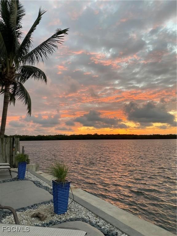 4736 Pine Island Rd., Matlacha, FL 33993