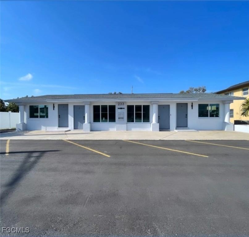 233 Cape Coral Pkwy. #1-4, Cape Coral, FL 33904