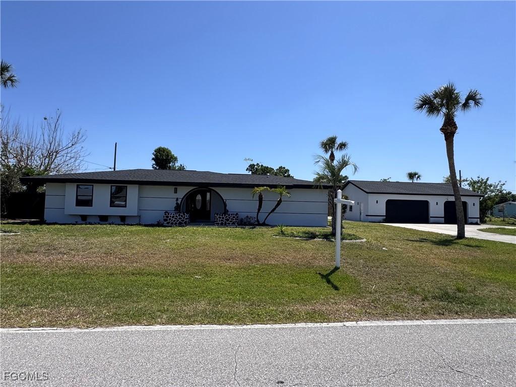 20295 Lorenzo Ave., Port Charlotte, FL 33952