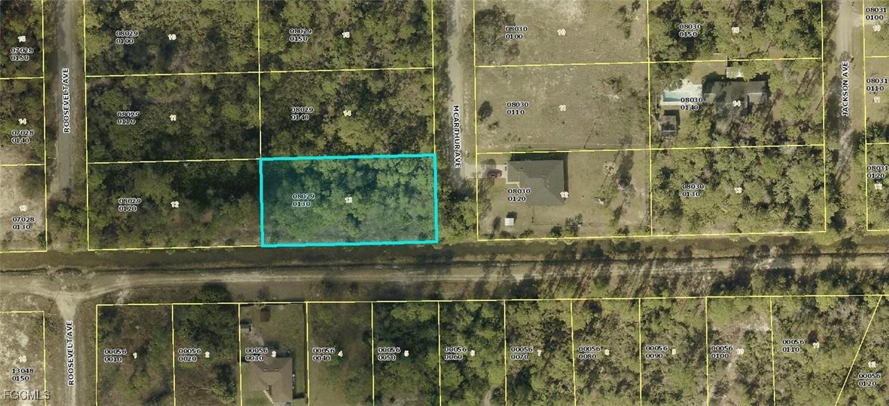 2201 Mcarthur Ave., Alva, FL 33920