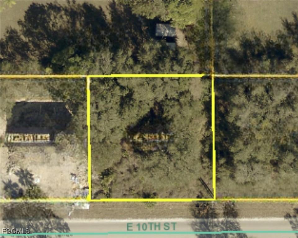 3503 E 10th St., Lehigh Acres, FL 33972