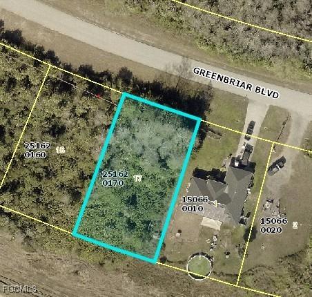 459 Greenbriar Blvd., Lehigh Acres, FL 33972