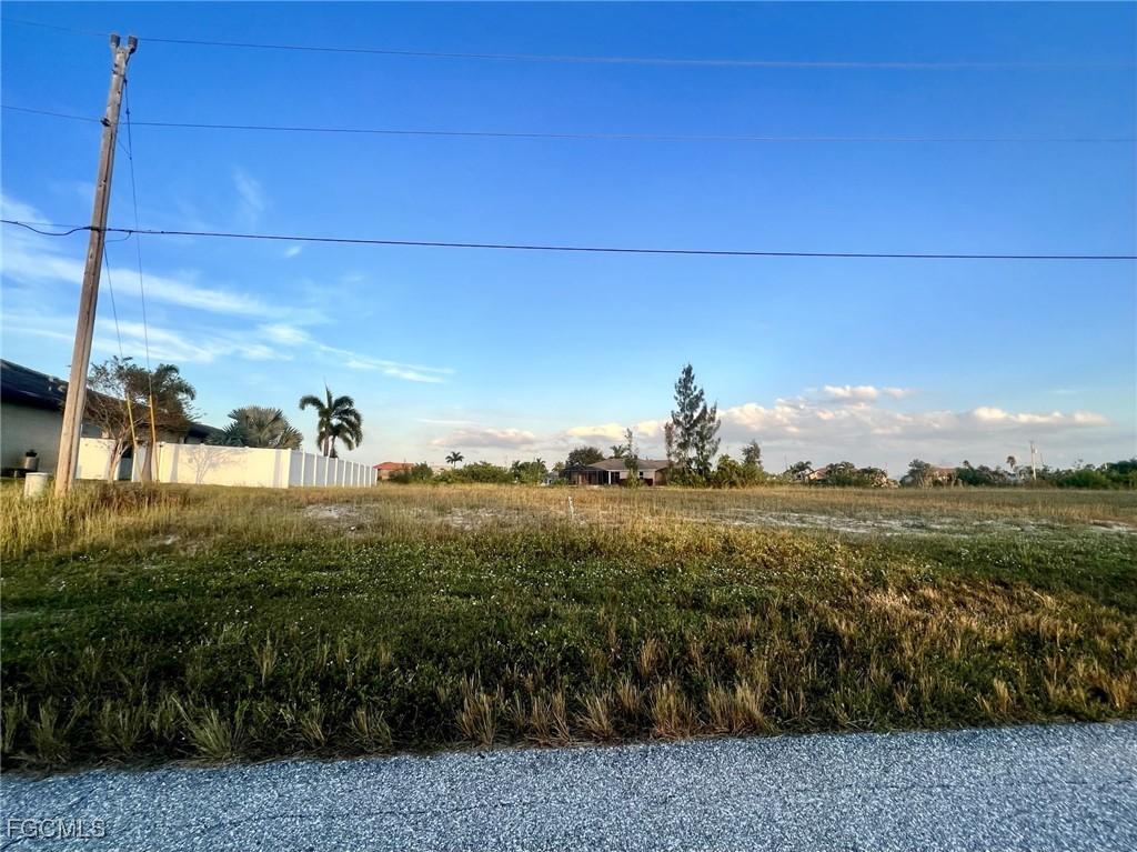 1213 NW 20th Pl., Cape Coral, FL 33993
