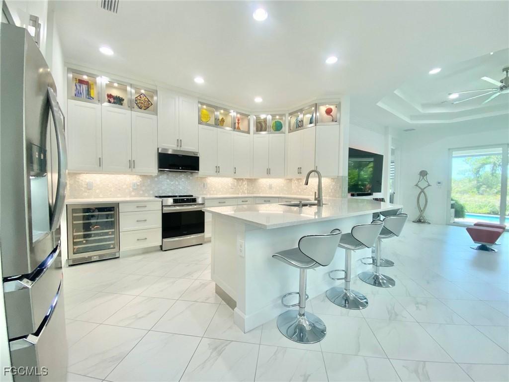 6855 Saona Ct., Naples, FL 34113