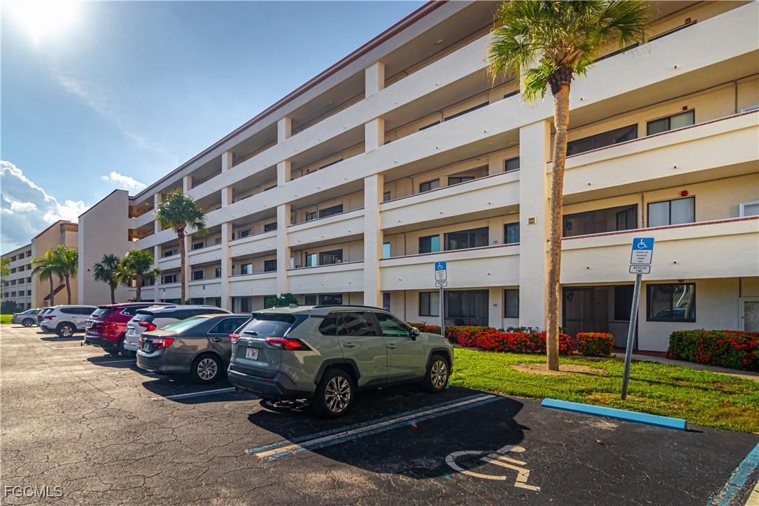 7410 Lake Breeze Dr. #203, Fort Myers, FL 33907