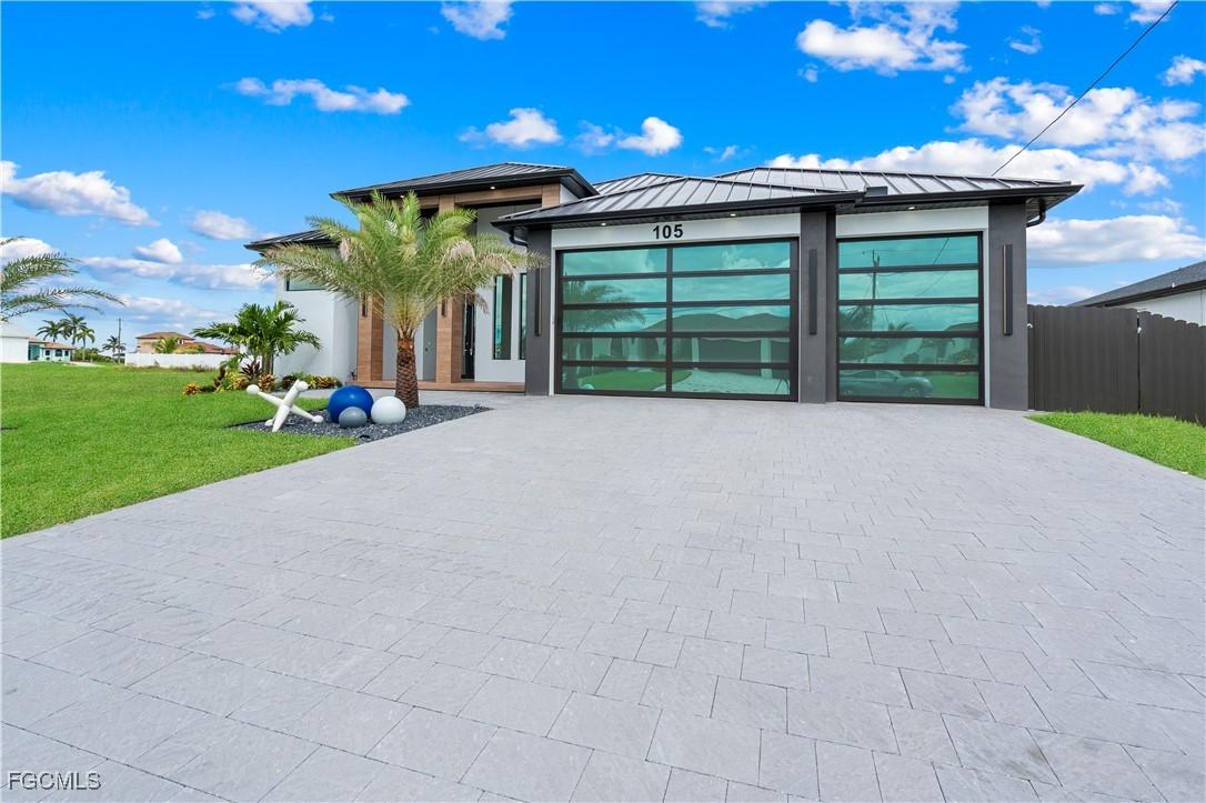 105 SW 33rd Pl., Cape Coral, FL 33991