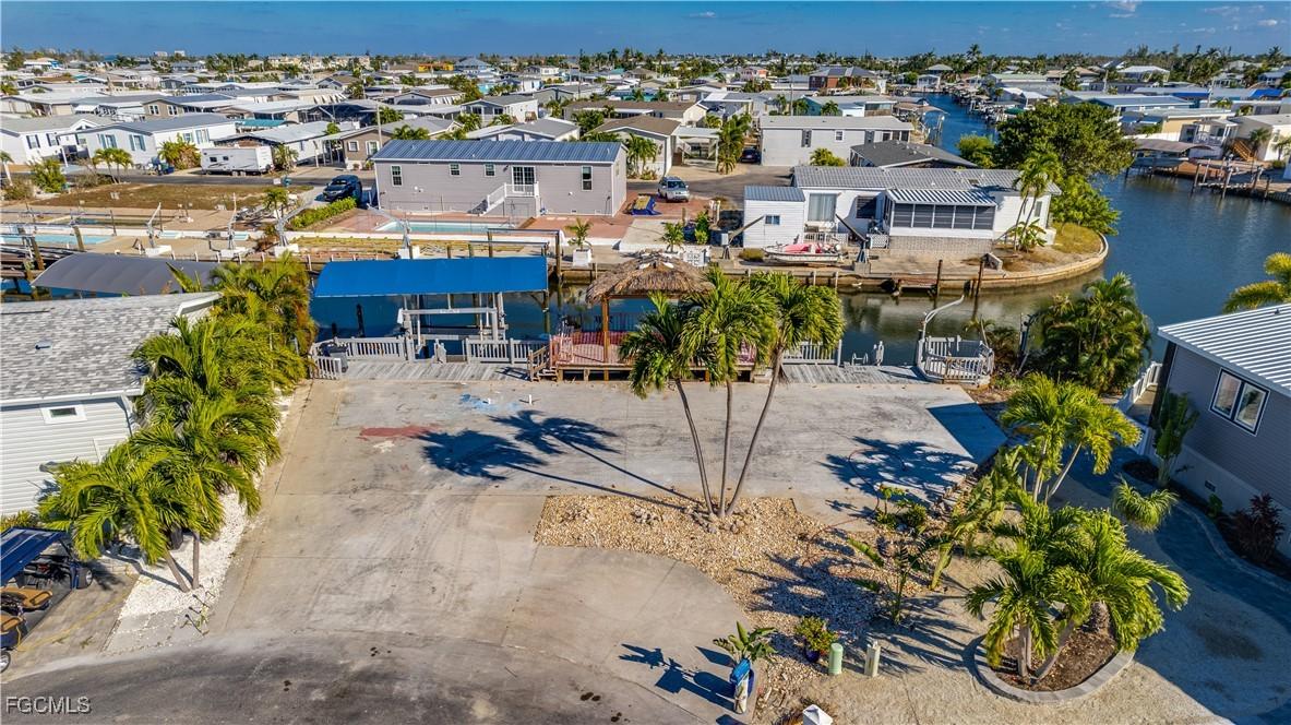 2950 Skipper Ln., St James City, FL 33956