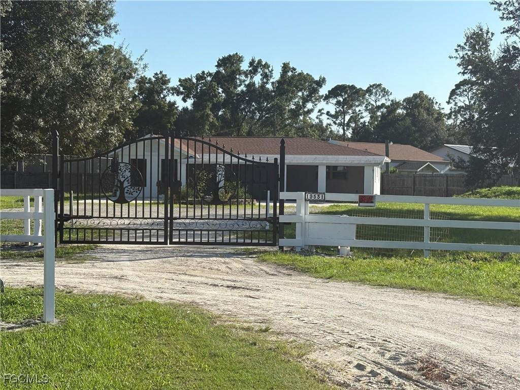 19531 Huber Rd., North Fort Myers, FL 33917