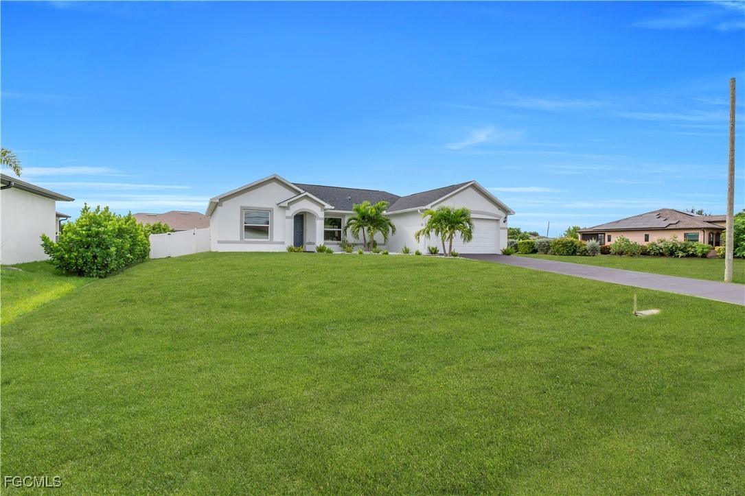 204 NW 24th Pl., Cape Coral, FL 33993
