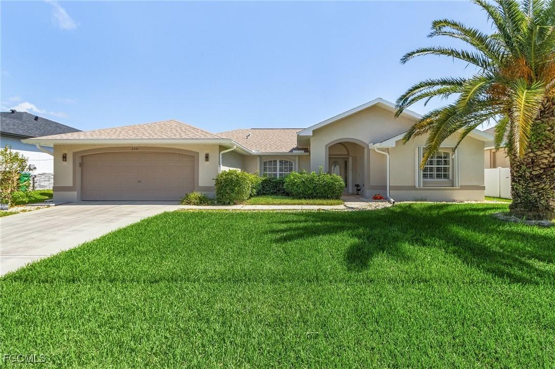 2201 SE 17th Pl., Cape Coral, FL 33990