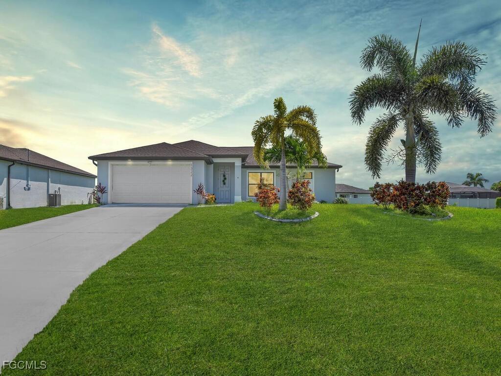 1322 NW 10th Ter., Cape Coral, FL 33993