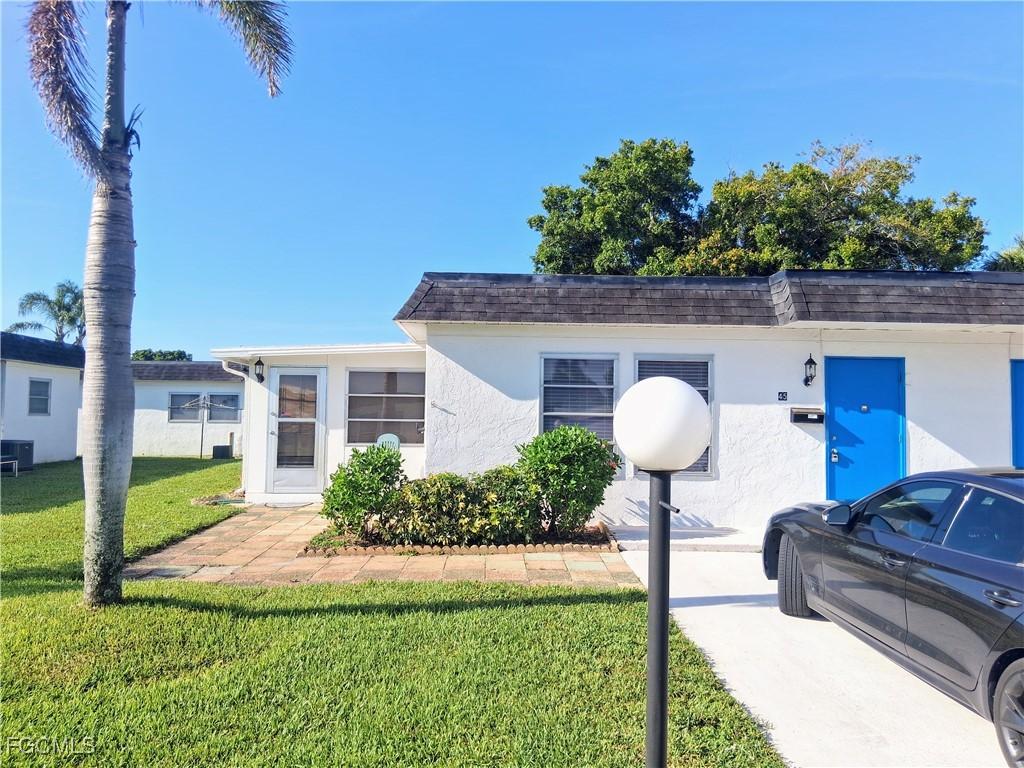 45 Tangerine Ct., Lehigh Acres, FL 33936