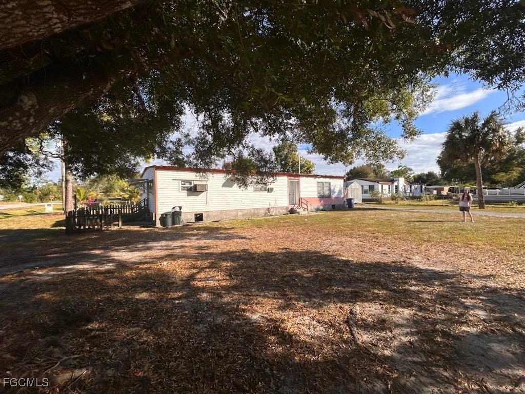 8281 Sevigny Dr., North Fort Myers, FL 33917