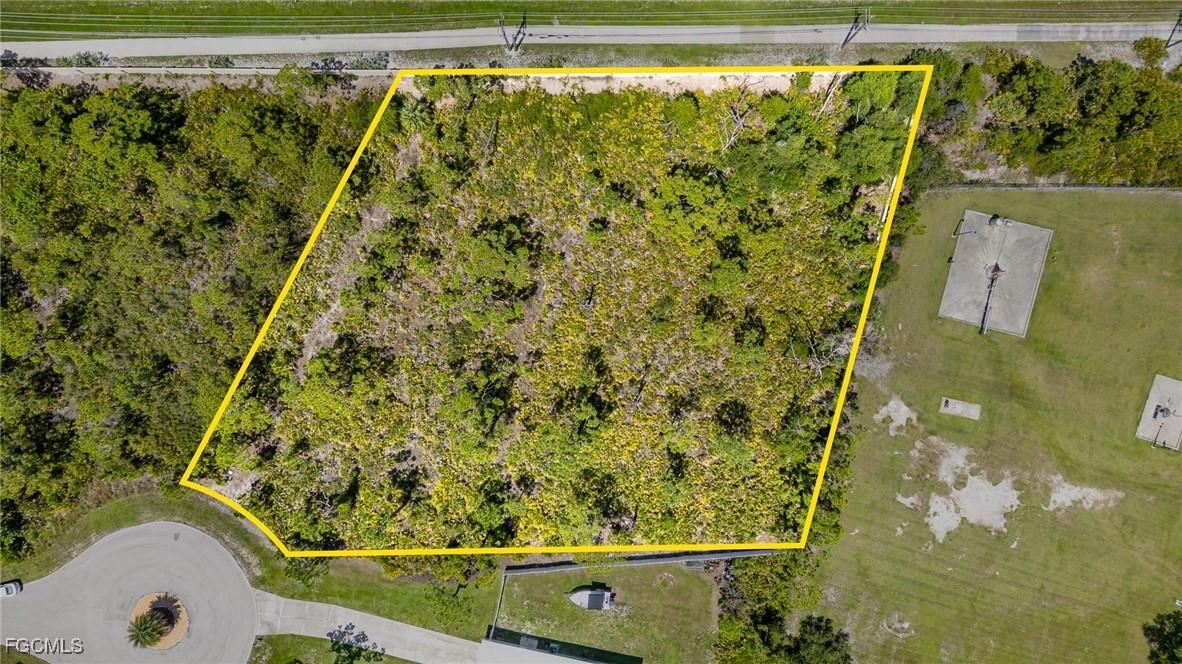 9437 Treasure Lake Ct., St James City, FL 33956